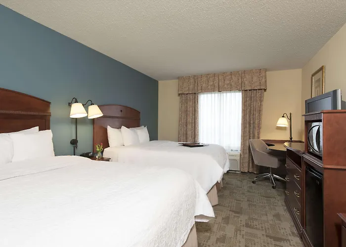 Hampton & Bloomington-normal Hotel Normal