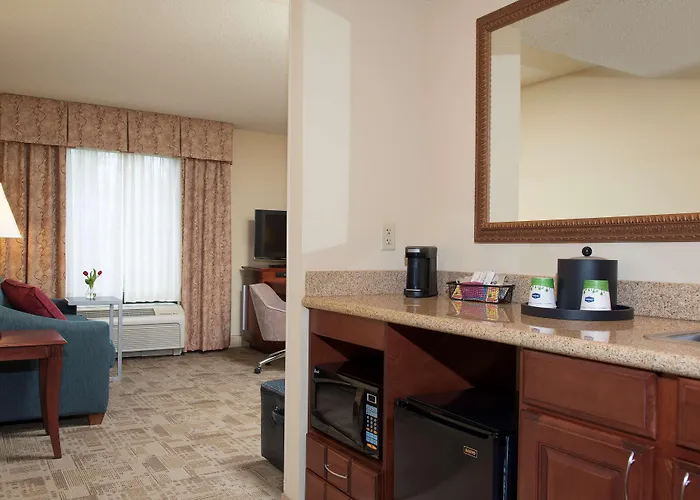 Hampton & Bloomington-normal Hotel Normal