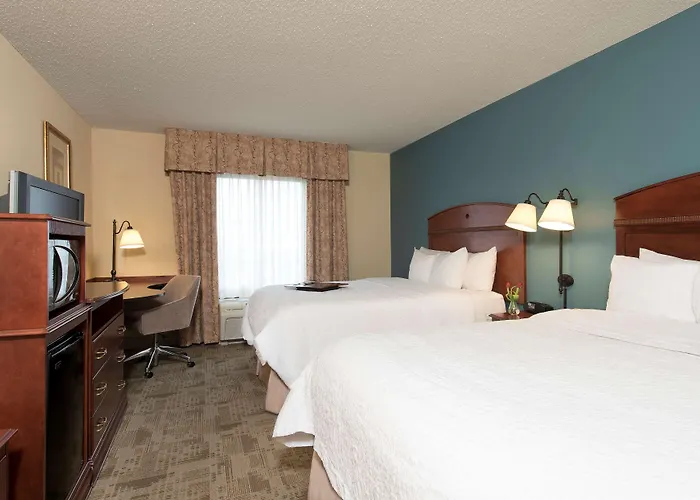 Hampton & Bloomington-normal Hotel Normal