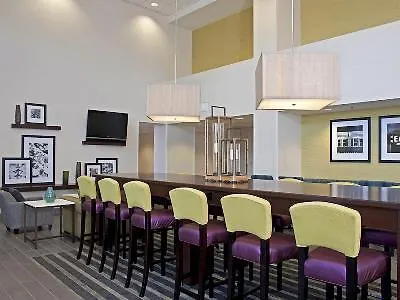 Hotel Hampton & Bloomington-normal 3*